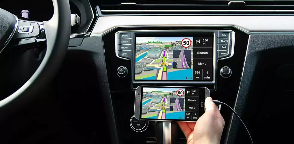 O que é MirrorLink, o mais popular sistema que liga smartphones a automóveis