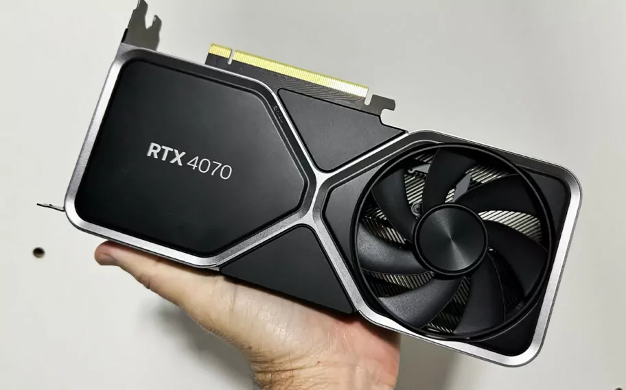 REVIEW | GeForce RTX 4070 - enfim de volta aos tamanhos normais