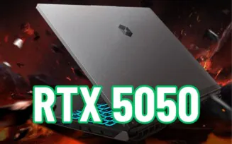 Notebook da Mechrevo com RTX 5050 escrito por cima