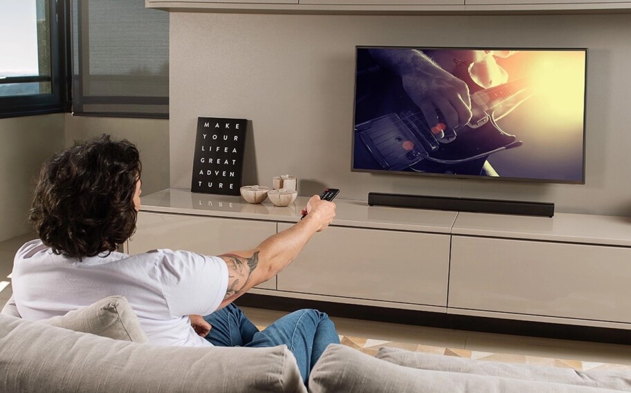 Black Friday | Soundbar JBL SB10 com subwoofer sem fio no menor preço histórico na Amazon