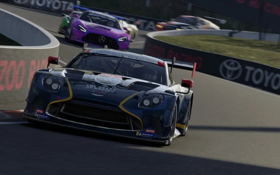 Project Motor Racing chega hoje para PC e consoles; veja trailer