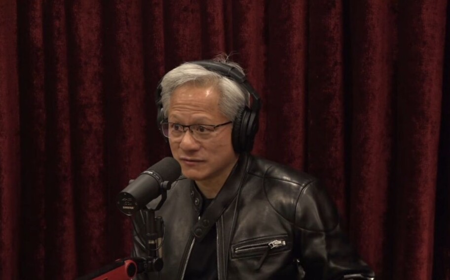 "Dia do Juízo Final das IA jamais vai acontecer", afirma CEO da NVIDIA