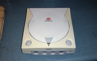 Tratamentos para tirar amarelado de consoles pioram a situação a longo prazo