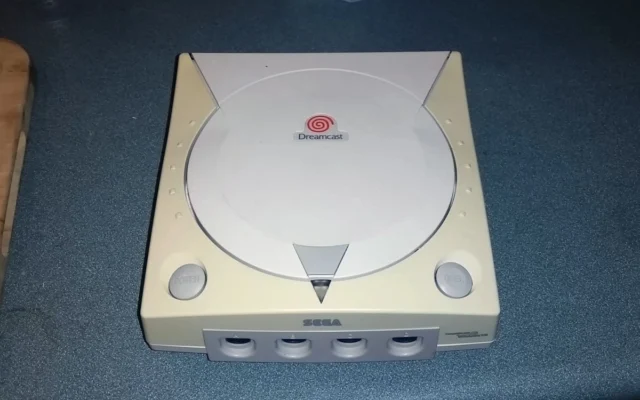 Tratamentos para tirar amarelado de consoles pioram a situação a longo prazo