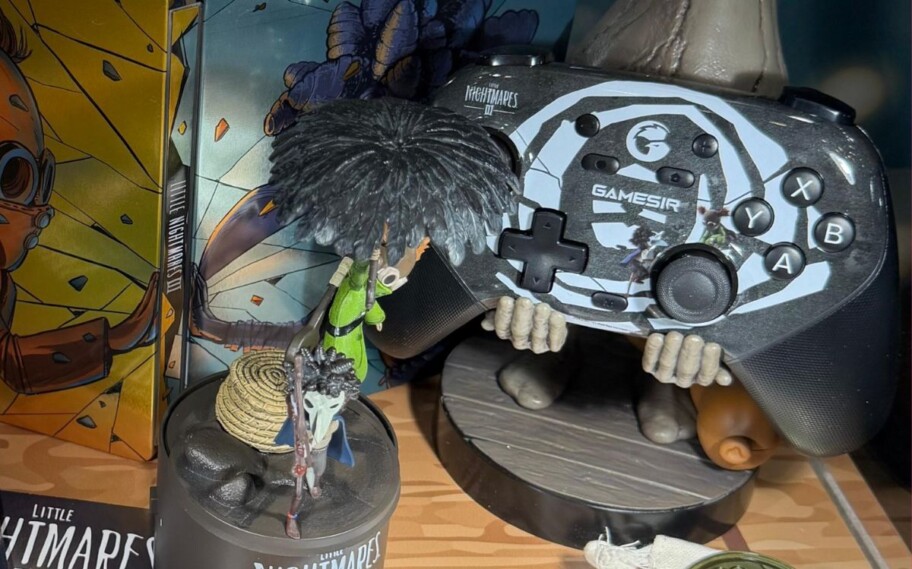 Imagem do GameSir Super Nova com visual de Little Nightmares 3