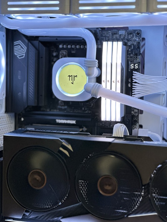 Poderoso! Conheça o PC feito sob medida para o Neymar