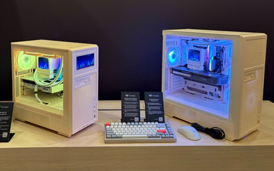 Fotografia do estande da Thermaltake na CES 2026